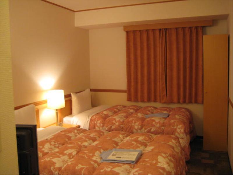 Toyoko Inn Niigata Ekimae Exterior photo